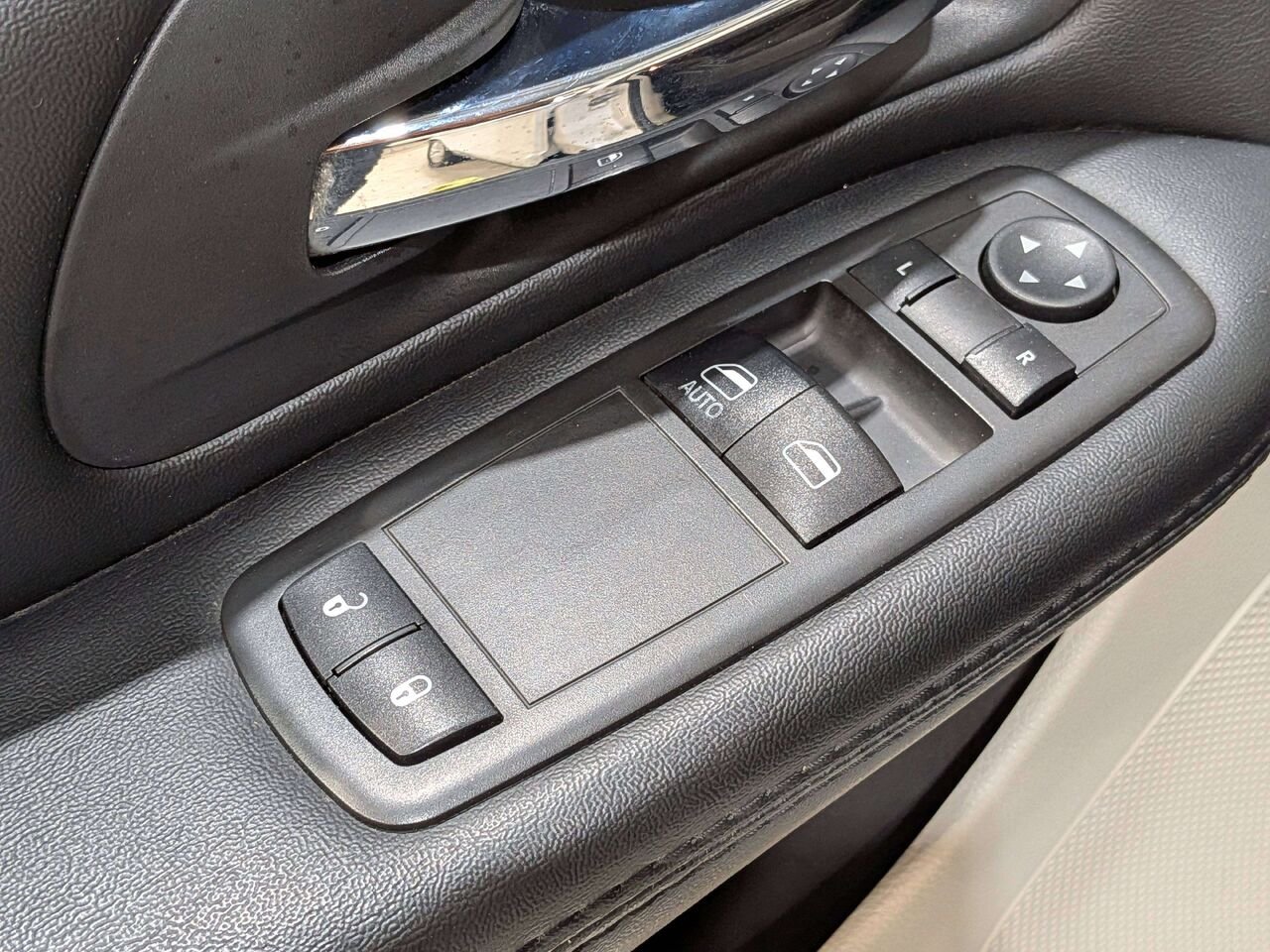 Dodge Grand Caravan 2019 Blanc Val-David - photo #28