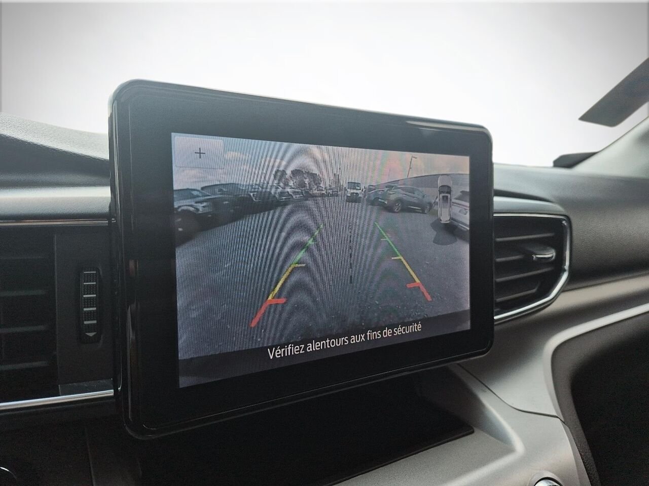 2020 Ford Explorer Black Saint-Jérôme - photo #16