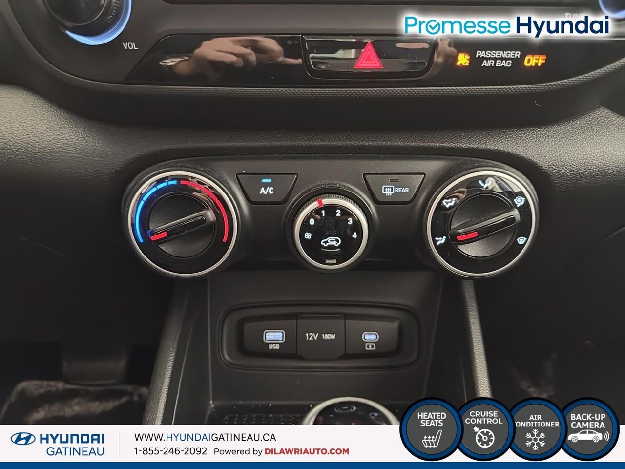 2023 Hyundai Venue Black Gatineau - photo #17