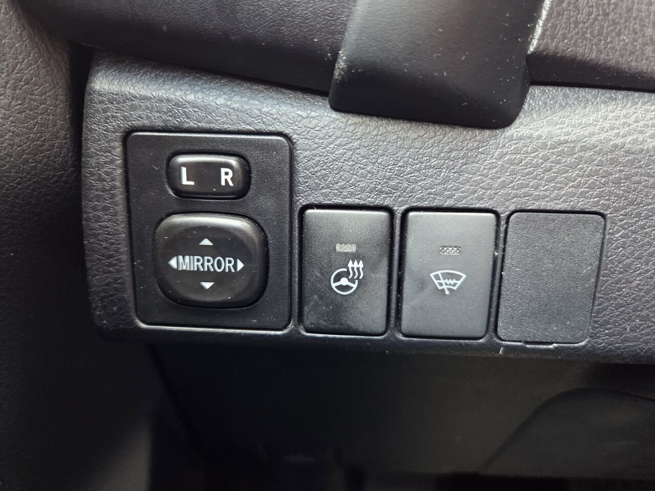 2017 Toyota COROLLA Grey Mont-Laurier - photo #18