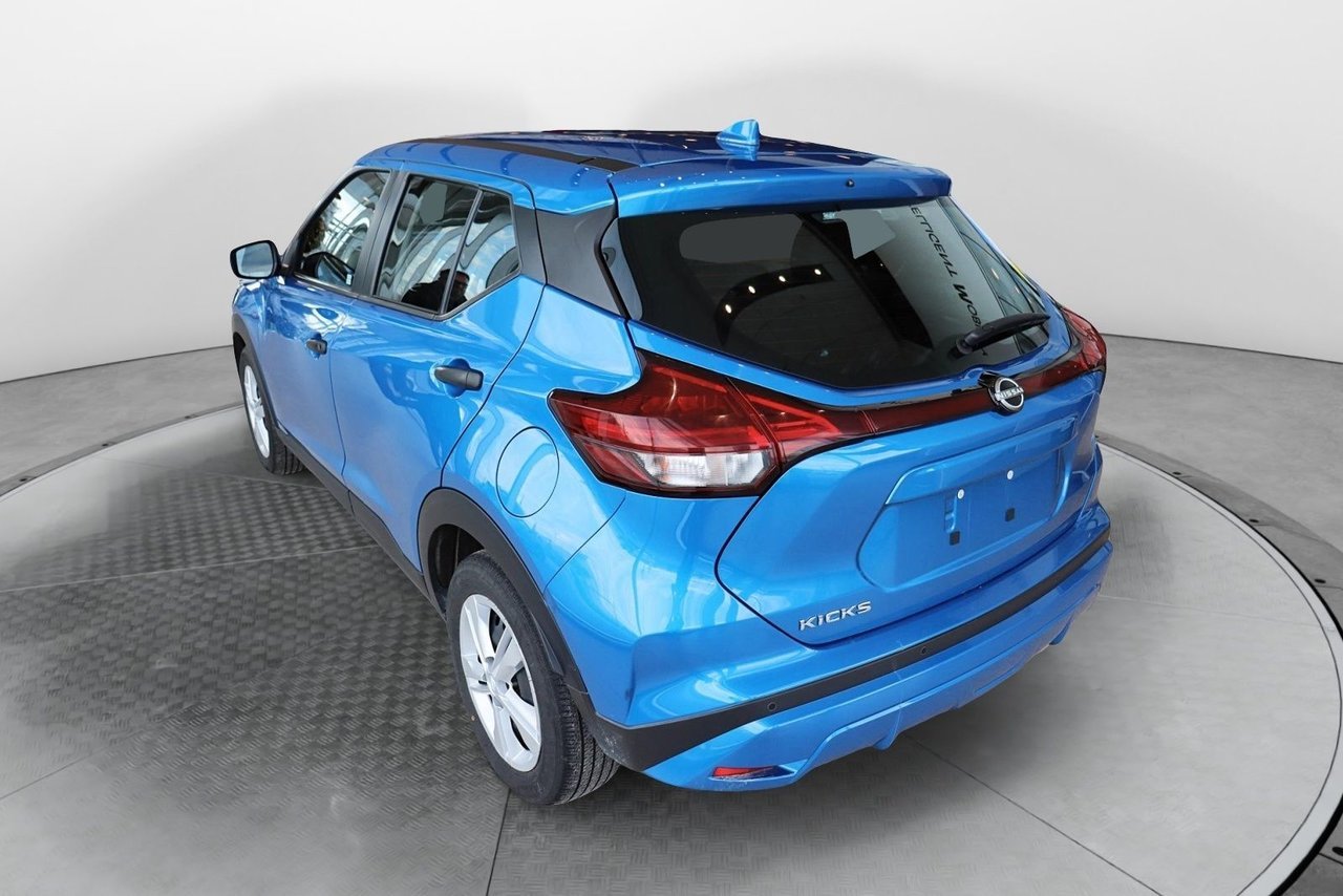 Nissan Kicks S 2023 Bleu Baie-Comeau - photo #4