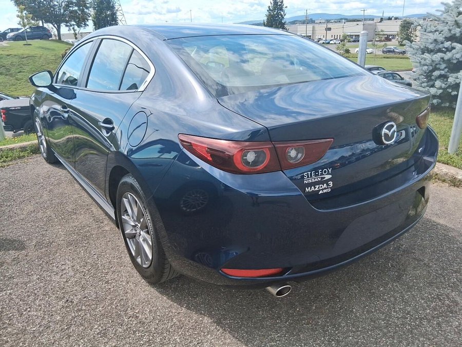 2022 Mazda 3 GS 2022 Blue