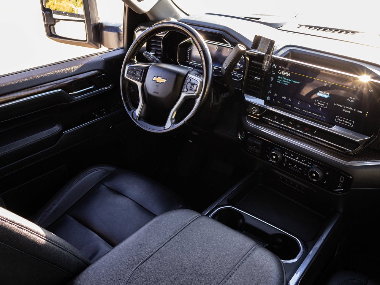 2024 Chevrolet Silverado 3500HD 4WD Crew Cab 159 LT White Sherwood Park - photo #25