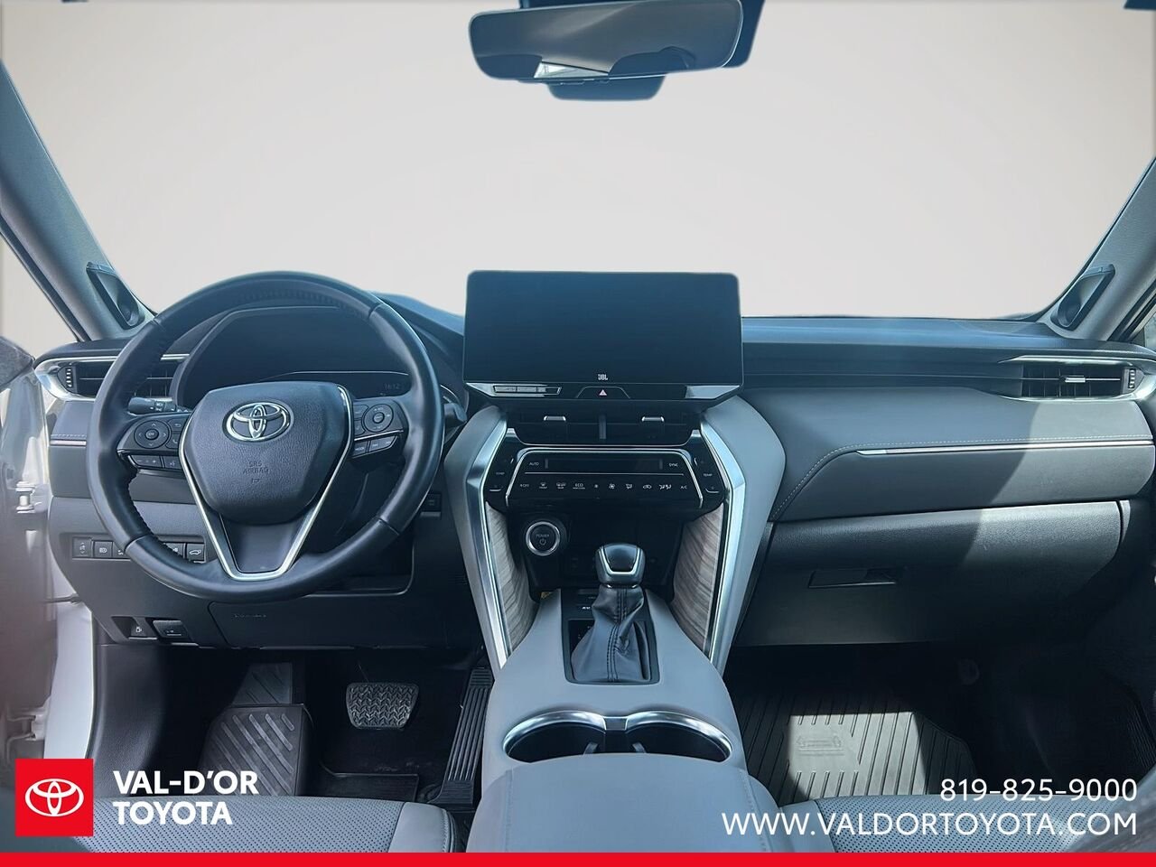 2023 Toyota Venza XLE TI Wind Chill Pearl Val-d'Or - photo #9