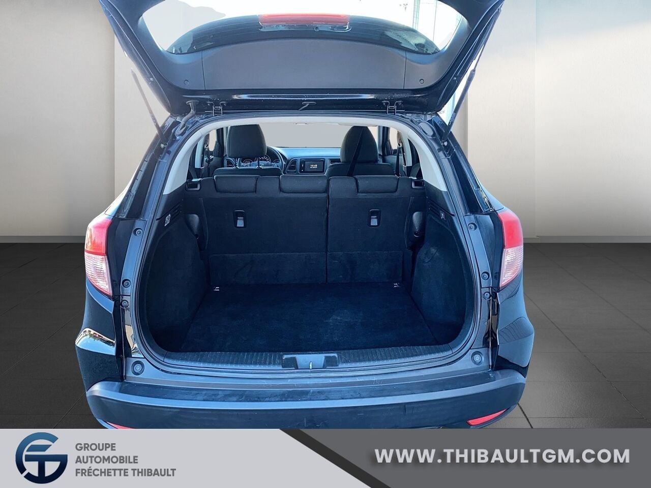 2018 HONDA HR-V LX LX Traction Intégrale CVT Black Montmagny - photo #5