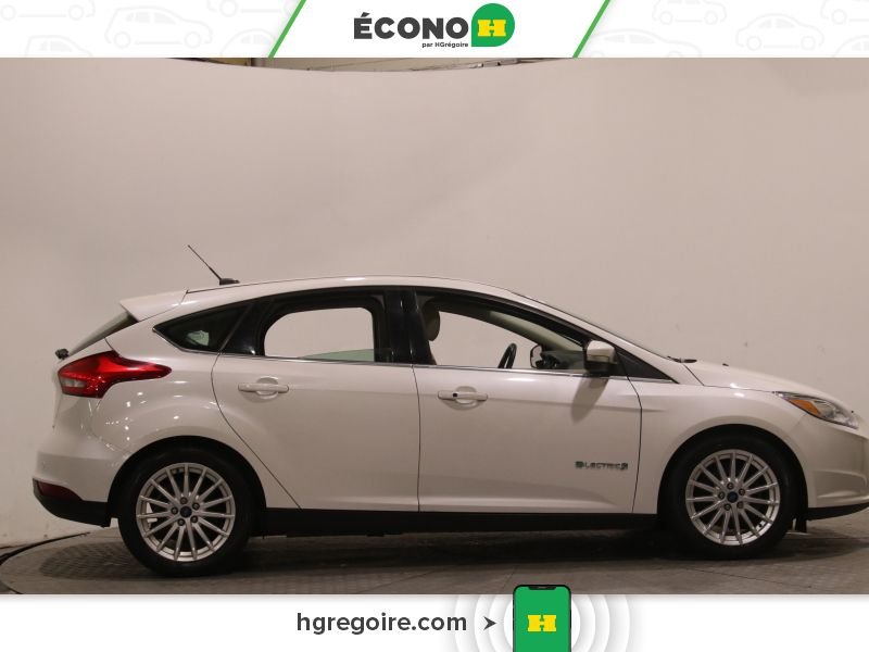 2018 Ford Focus White Laval - photo #8