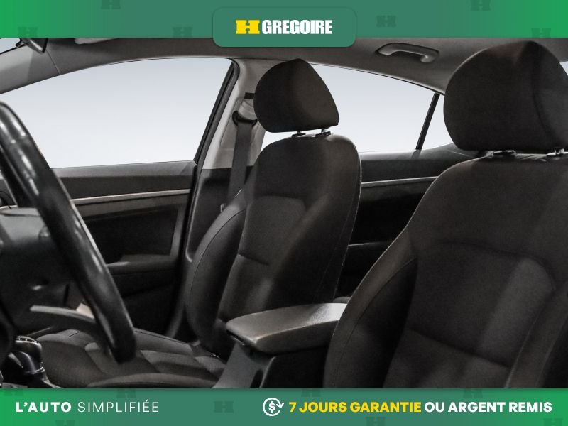 2020 Hyundai Elantra Black Saint-Eustache - photo #10