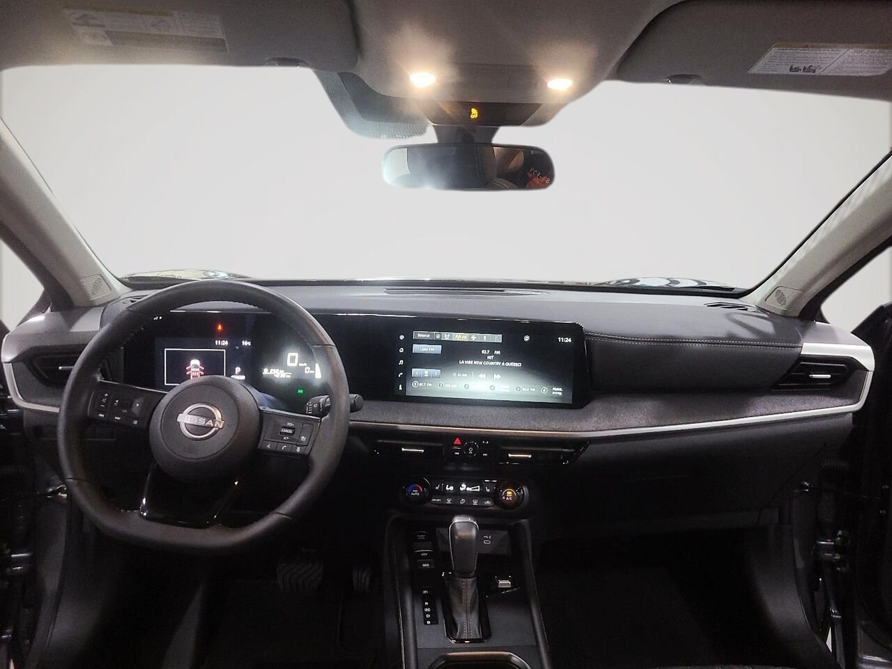 2025 Nissan Kicks SV TRACTION INTEGRALE Grey Québec - photo #12