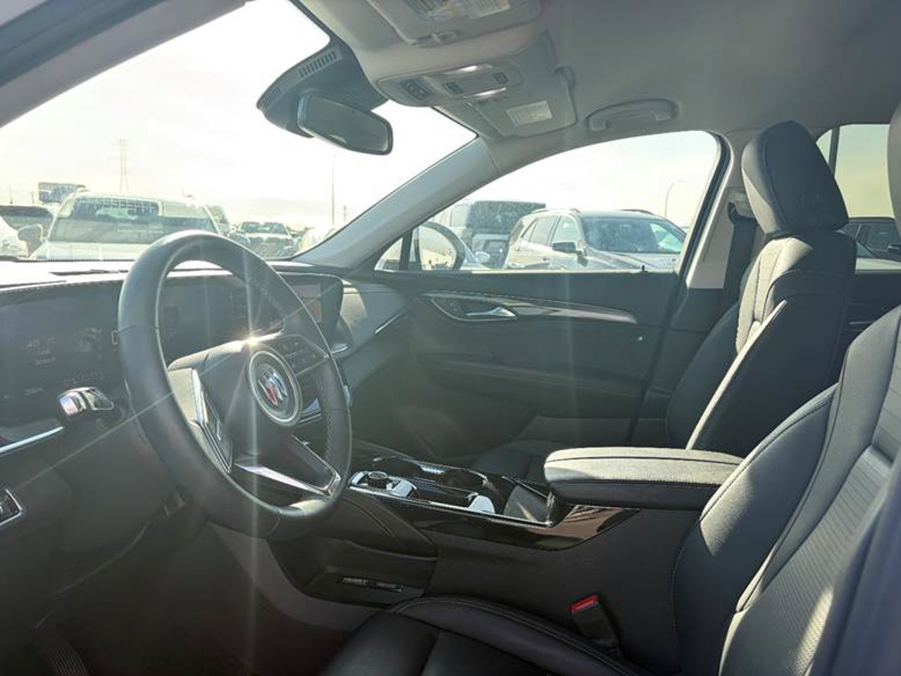 2024 Buick Envision AWD 4dr Preferred White Sherwood Park - photo #5