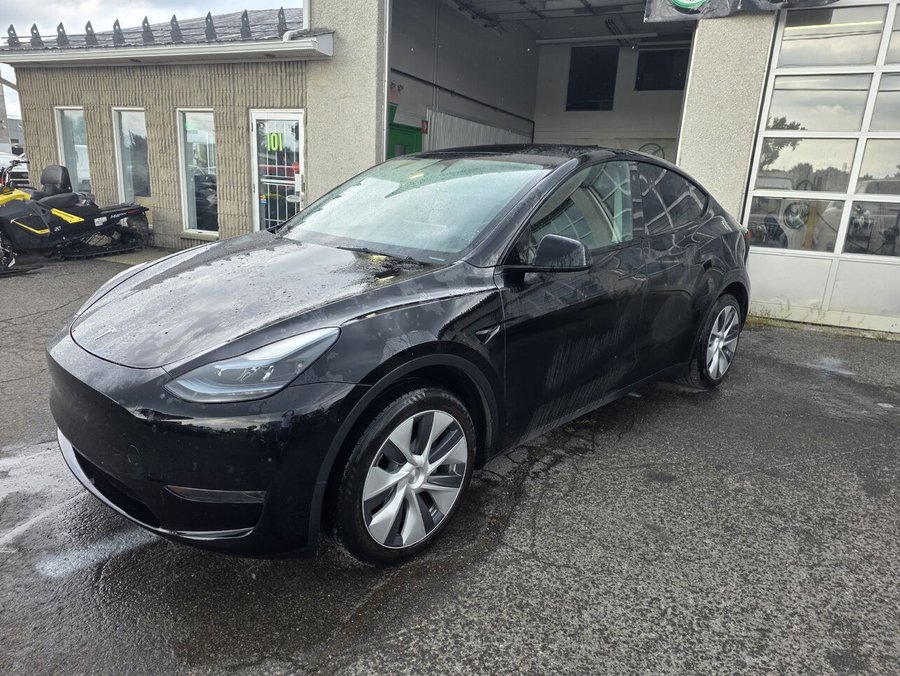 Tesla Model Y 2023 2023 Argent