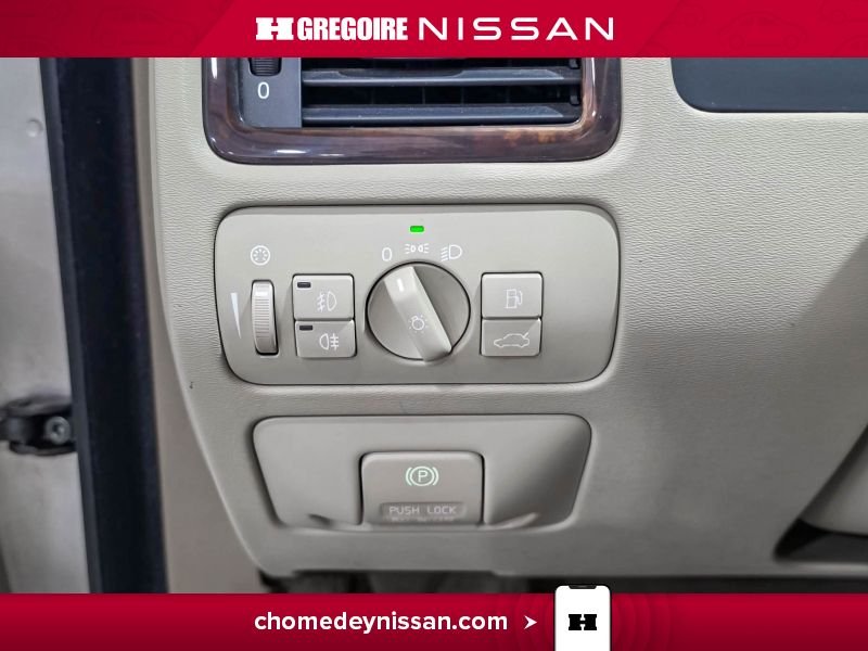 Volvo XC70 2012 Beige Laval - photo #14