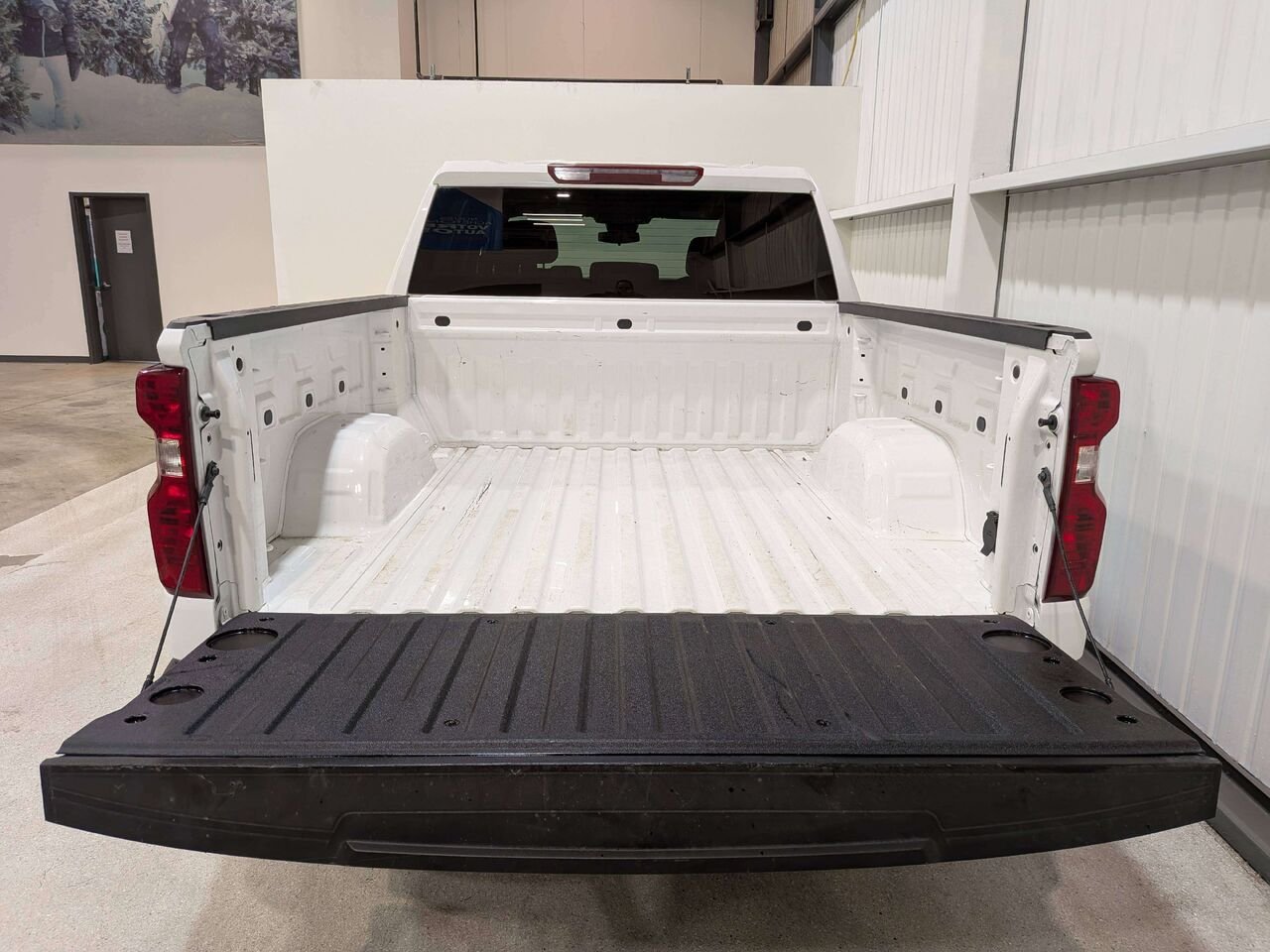 Chevrolet Silverado 1500 2025 Blanc Val-David - photo #8