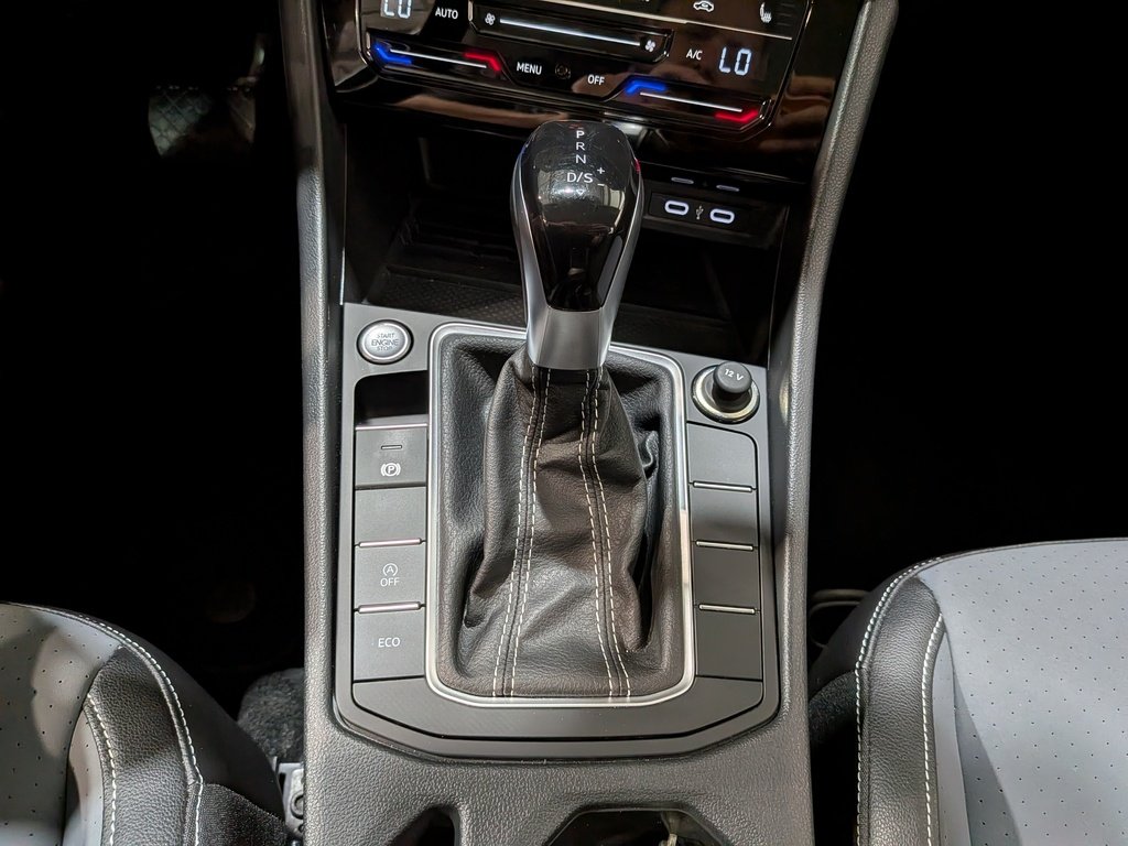 2025 Volkswagen Jetta Comfortline Auto Black Val-David - photo #26