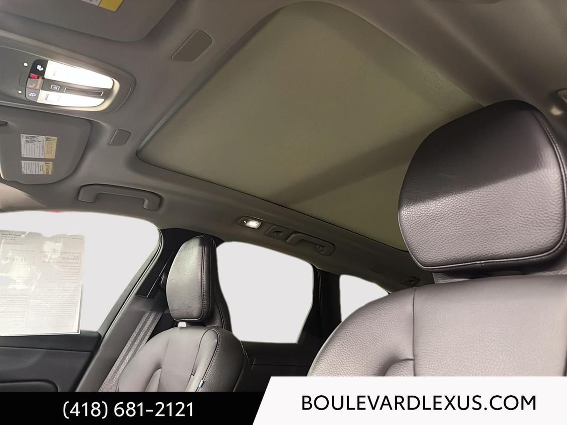Volvo XC60 19370A | Recharge Plus Dark 2023 Noir Québec - photo #12