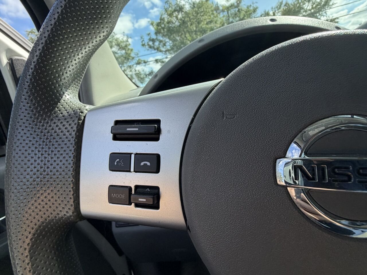 Nissan Frontier SV Édition minuit cabine multiplace 4x4 caisse longue BA 2019 Blanc Châteauguay - photo #15