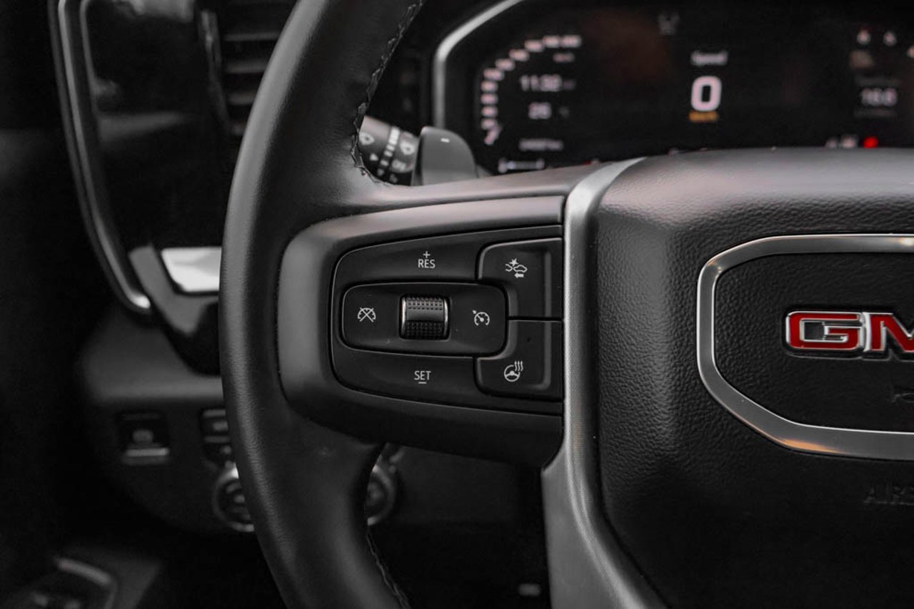 2026 GMC Sierra 1500 4WD Crew Cab 147 Elevation Black Sherwood Park - photo #20