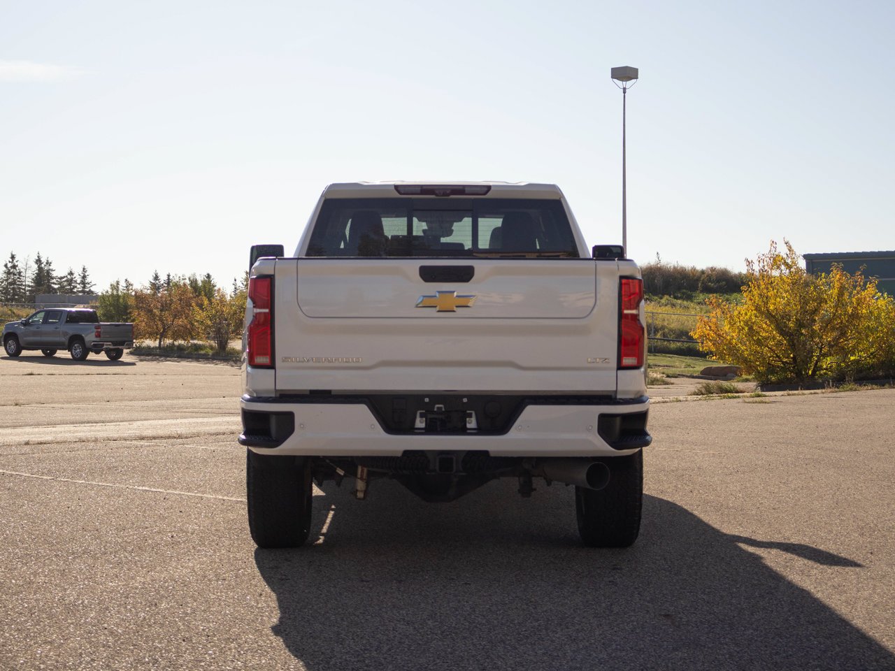 2025 Chevrolet Silverado 3500HD 4WD Crew Cab 159 LTZ White Sherwood Park - photo #10