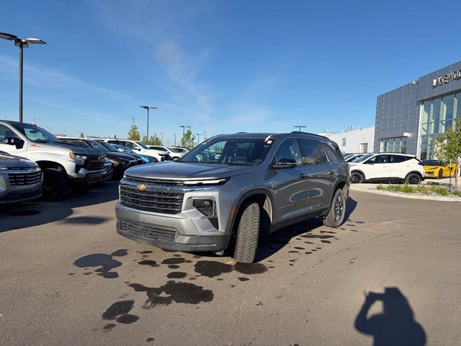 2026 Chevrolet Traverse 2LT AWD 2.5T 7 Passenger | Heated Steering Wheel Grey
