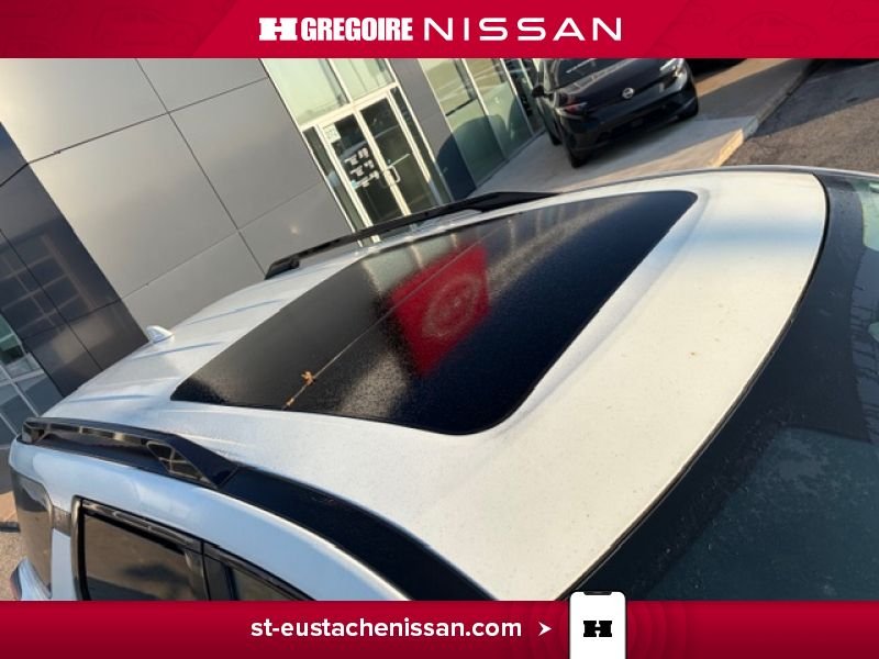 2022 Nissan Pathfinder White Saint-Eustache - photo #14