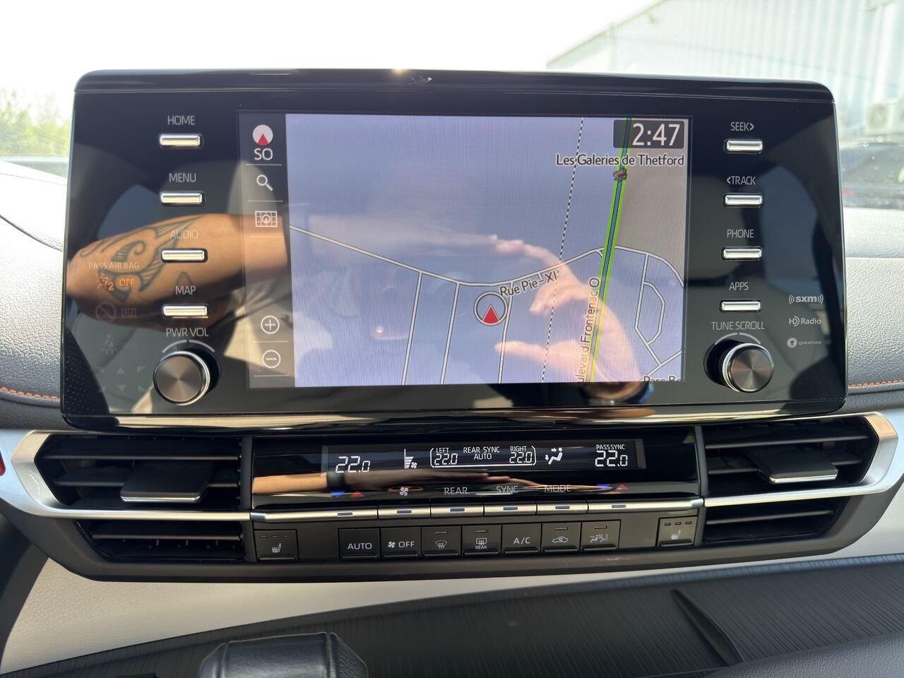 2022 Toyota Sienna Red Thetford Mines - photo #23