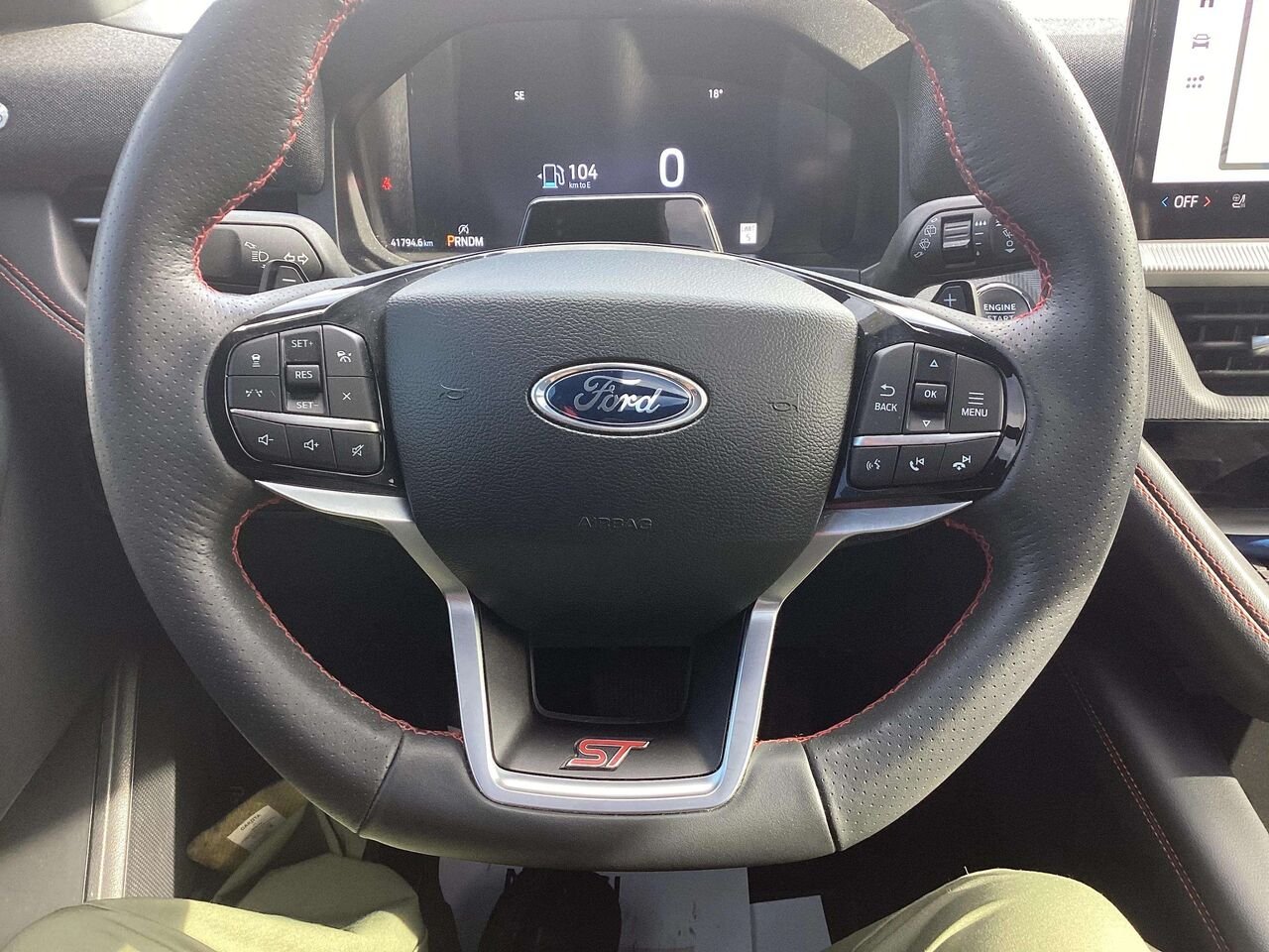 2025 Ford EXPLORER ST ST 4RM White Gatineau - photo #10