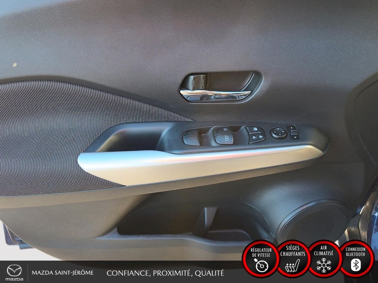 Nissan Kicks SV | JAMAIS ACCIDENTÉ | SIÈGES CHAUFFANTS | APPLE CARPLAY | DÉMARREUR À DISTANCE 2020 Bleu Saint-Jérôme - photo #11