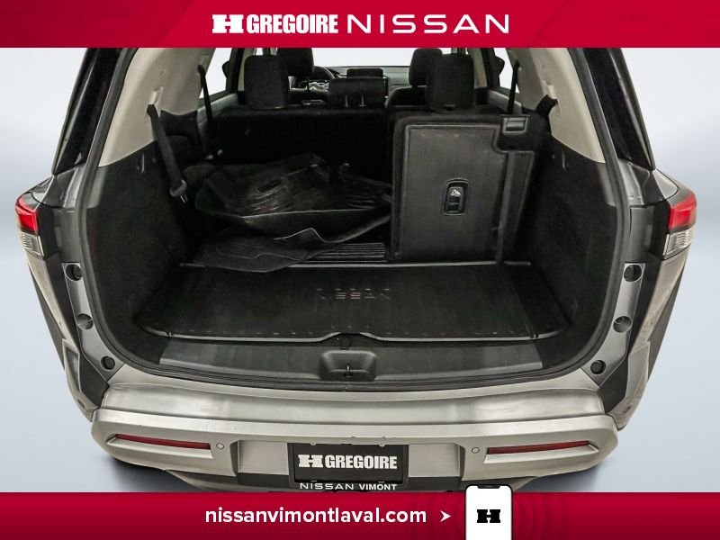 Nissan Pathfinder VY3735 | SV 4X4 TOIT PANO 8 PLACE CARPLAY CAMERA A PARTIR D 2024 Gris Laval - photo #17