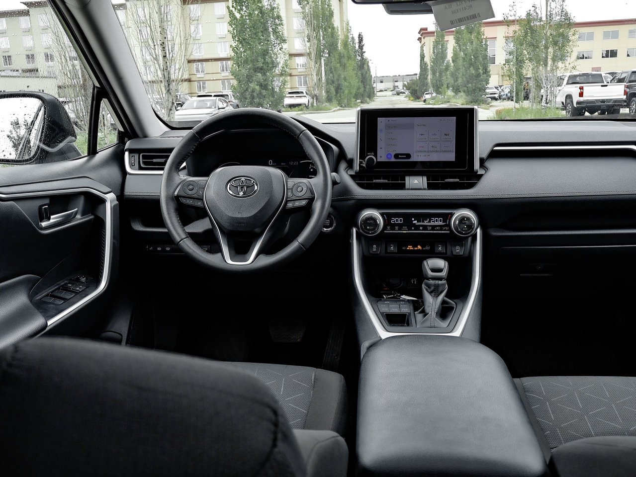 2024 Toyota RAV4 XLE AWD Black Sherwood Park - photo #27