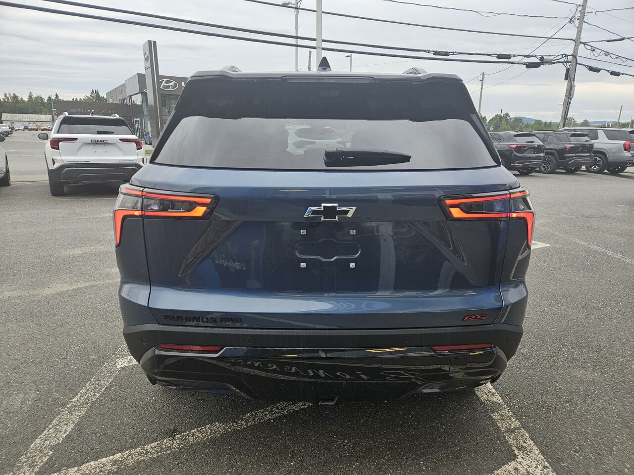 2027 Chevrolet Equinox RS 4 portes TI Lakeshore Blue Metallic Thetford Mines - photo #3