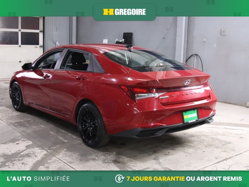 2021 Hyundai Elantra Red Blainville - photo #4