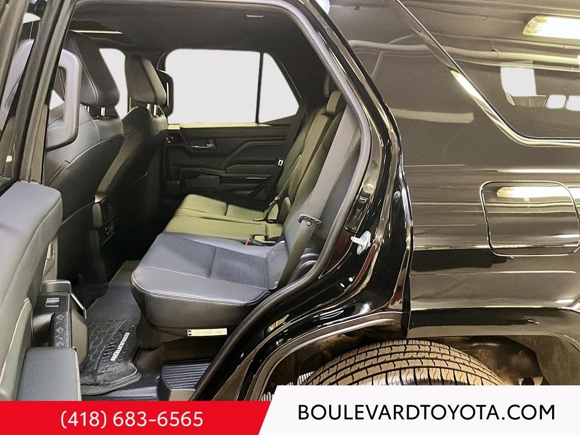 Toyota 4Runner 99455A-36 | Limited 2025 Noir Québec - photo #36