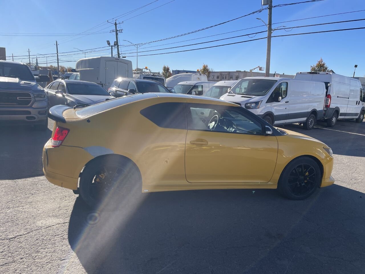 Scion tC 2012 Jaune Longueuil, - photo #3