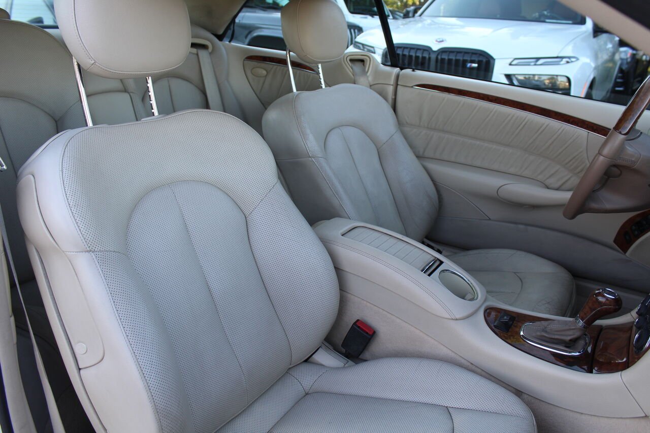 Mercedes-Benz Classe-CLK VIN: WDBTK56G96F204759 2006 Blanc Sainte-Rose - photo #9