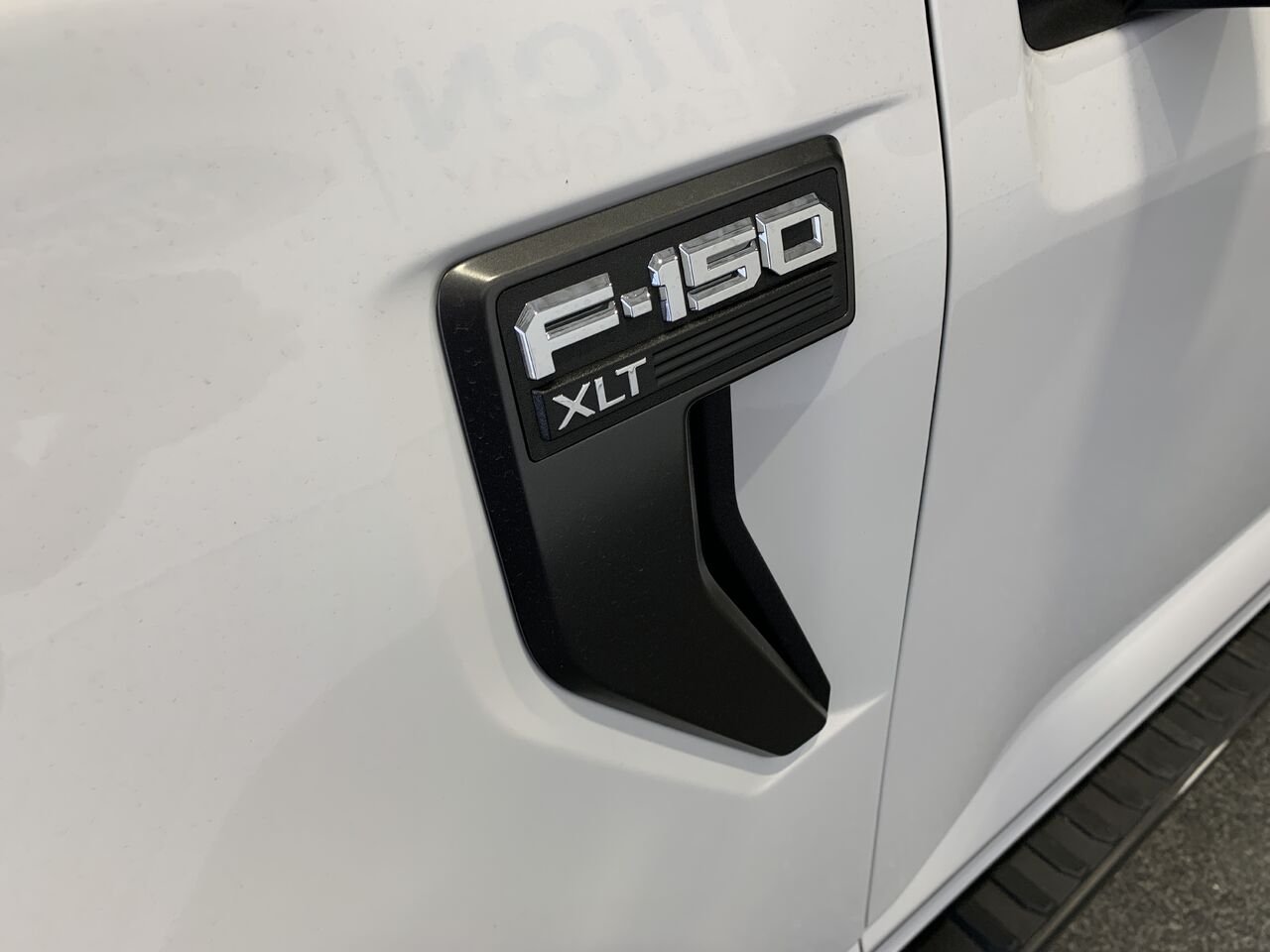 2023 Ford F-150 SUPERCREW XLT SPORT White Saint-Eustache - photo #2