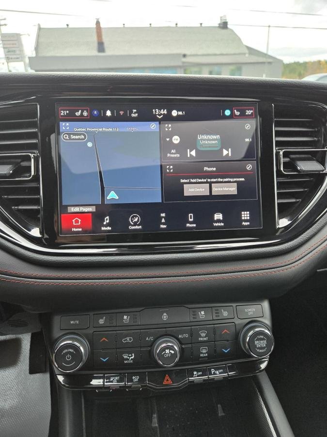 2025 Dodge Durango White Lac Mégantic - photo #11
