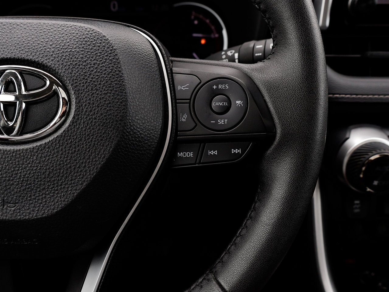 2024 Toyota RAV4 XLE AWD Black Sherwood Park - photo #22
