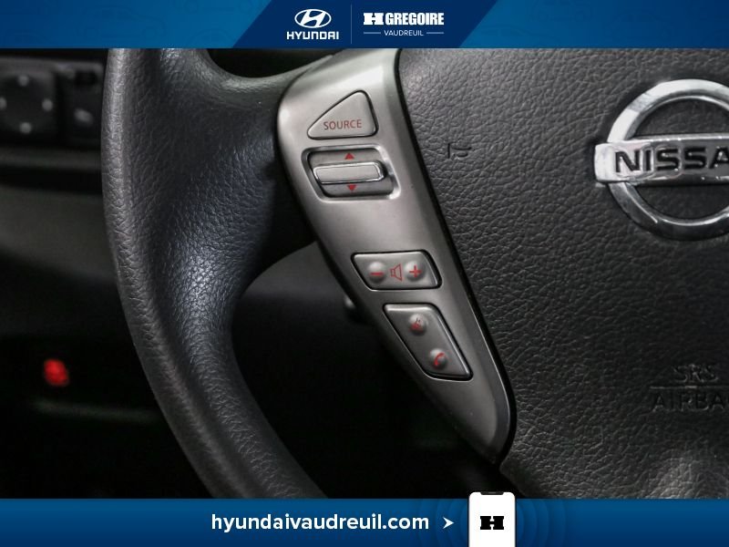 2019 Nissan MICRA Blue Blainville - photo #20