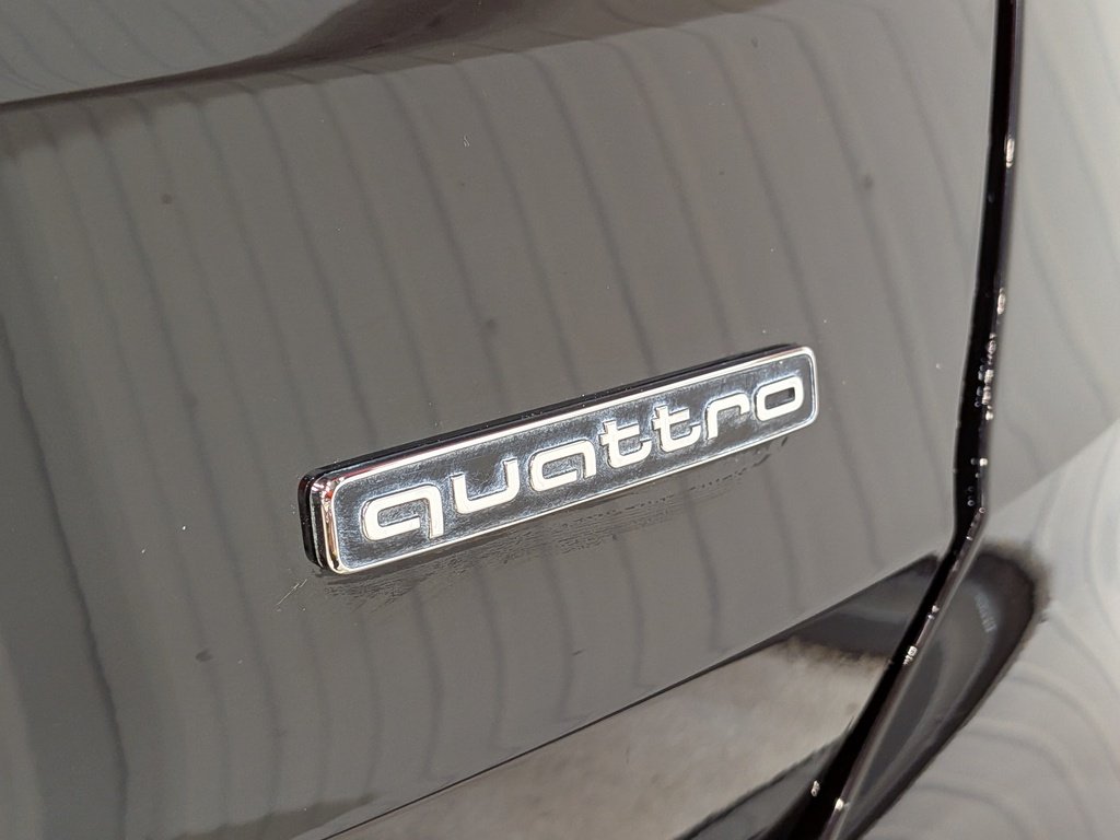 2021 Audi Q3 Progressiv 45 TFSI quattro Black Val-David - photo #37