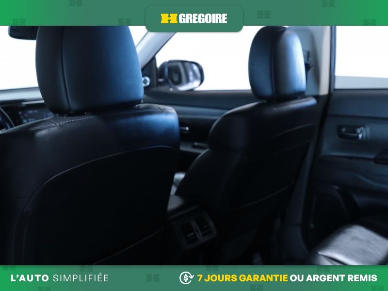 Mitsubishi Outlander 822416A | EX-L AWD AUTO AC CUIR TOIT MAGS CAM RECULE 2020 Blanc Laval - photo #22