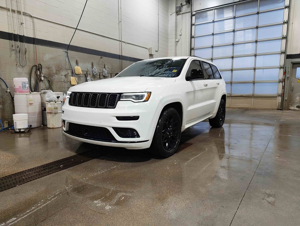 2021 Jeep Grand Cherokee Limited X 4x4 White Sherwood Park - photo #3