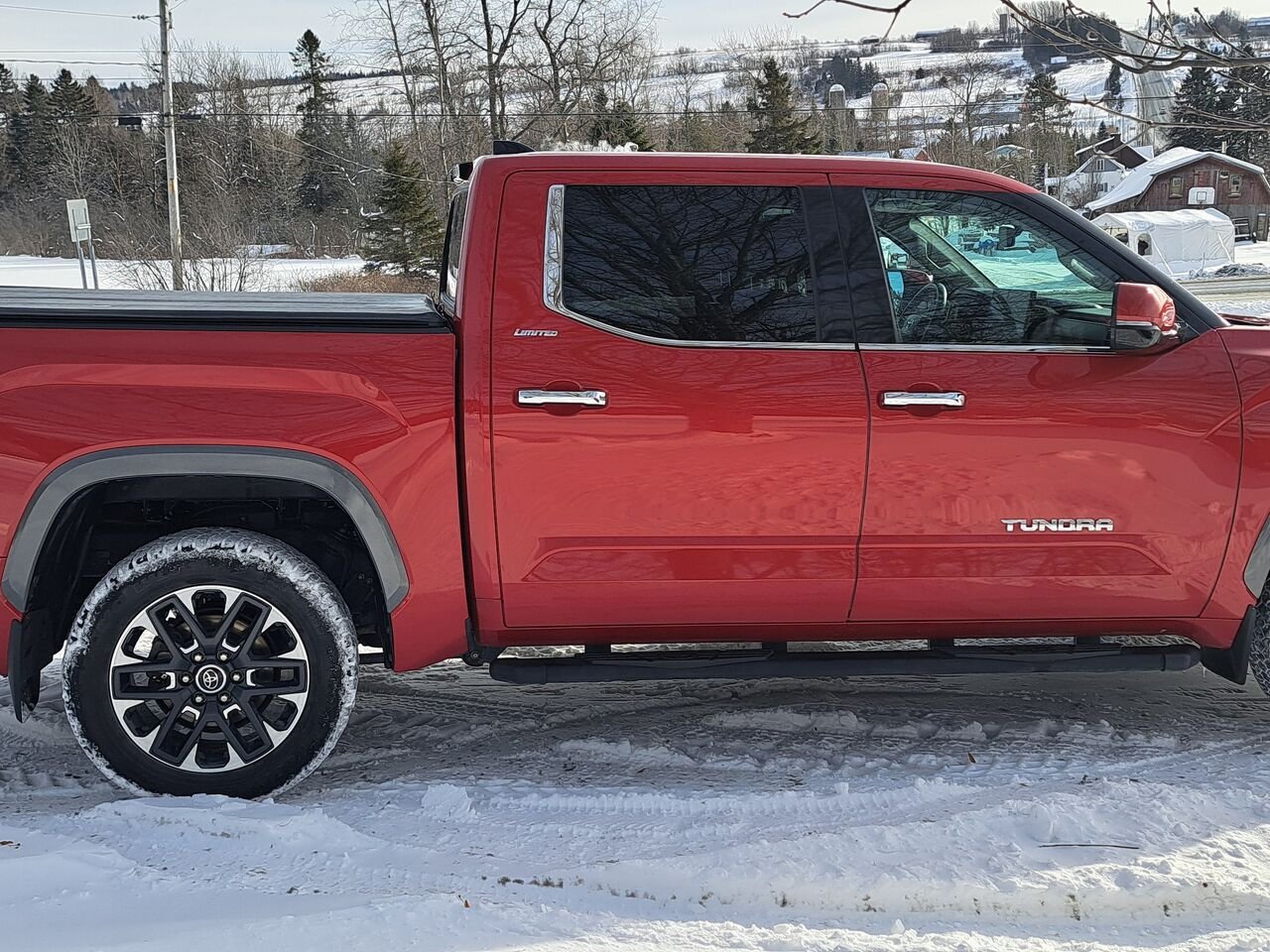 Toyota Tundra Limited CrewMax 4x4 2023 Rouge supersonique Lac-Etchemin - photo #5
