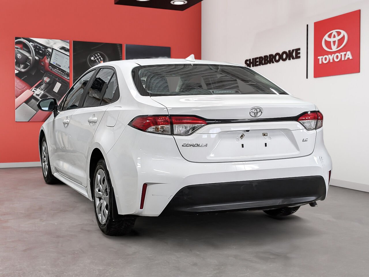Toyota Corolla LE/SIÈGES CHAUFFANTS/CAMÉRA DE RECUL/BLUETOOTH/AC/ 2023 blanc Sherbrooke - photo #3