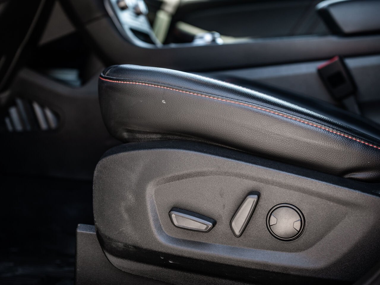 2022 Ford Edge Black Sainte-Julienne - photo #17