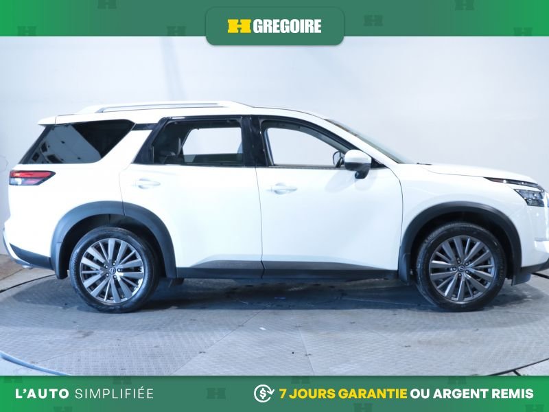 Nissan Pathfinder 823481 | SL 4WD AUTO AC CUIR TOIT NAV MAGS CAM RECULE 2024 Blanc Laval - photo #10