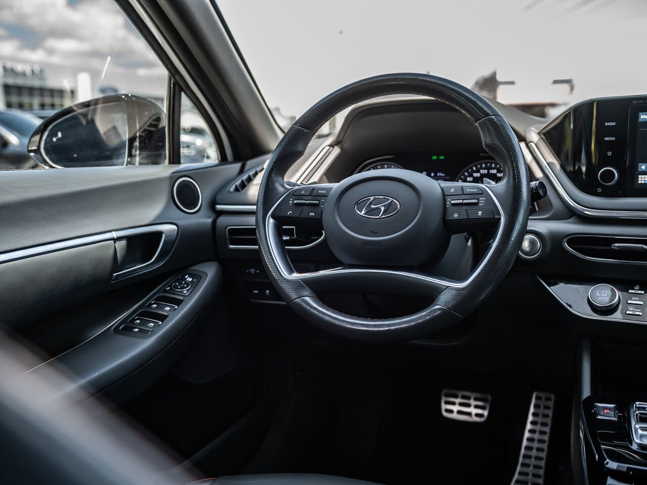 Hyundai Sonata 2022 Blanc Sainte-Julienne - photo #10