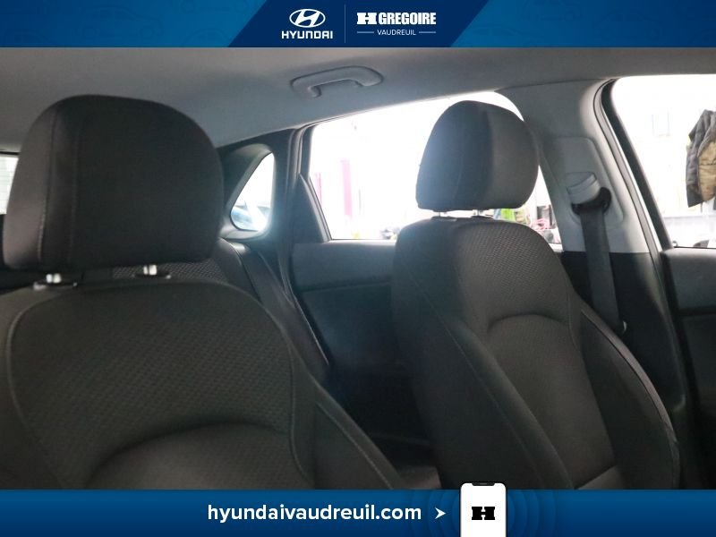 2020 Hyundai Elantra Silver Saint-Eustache - photo #28