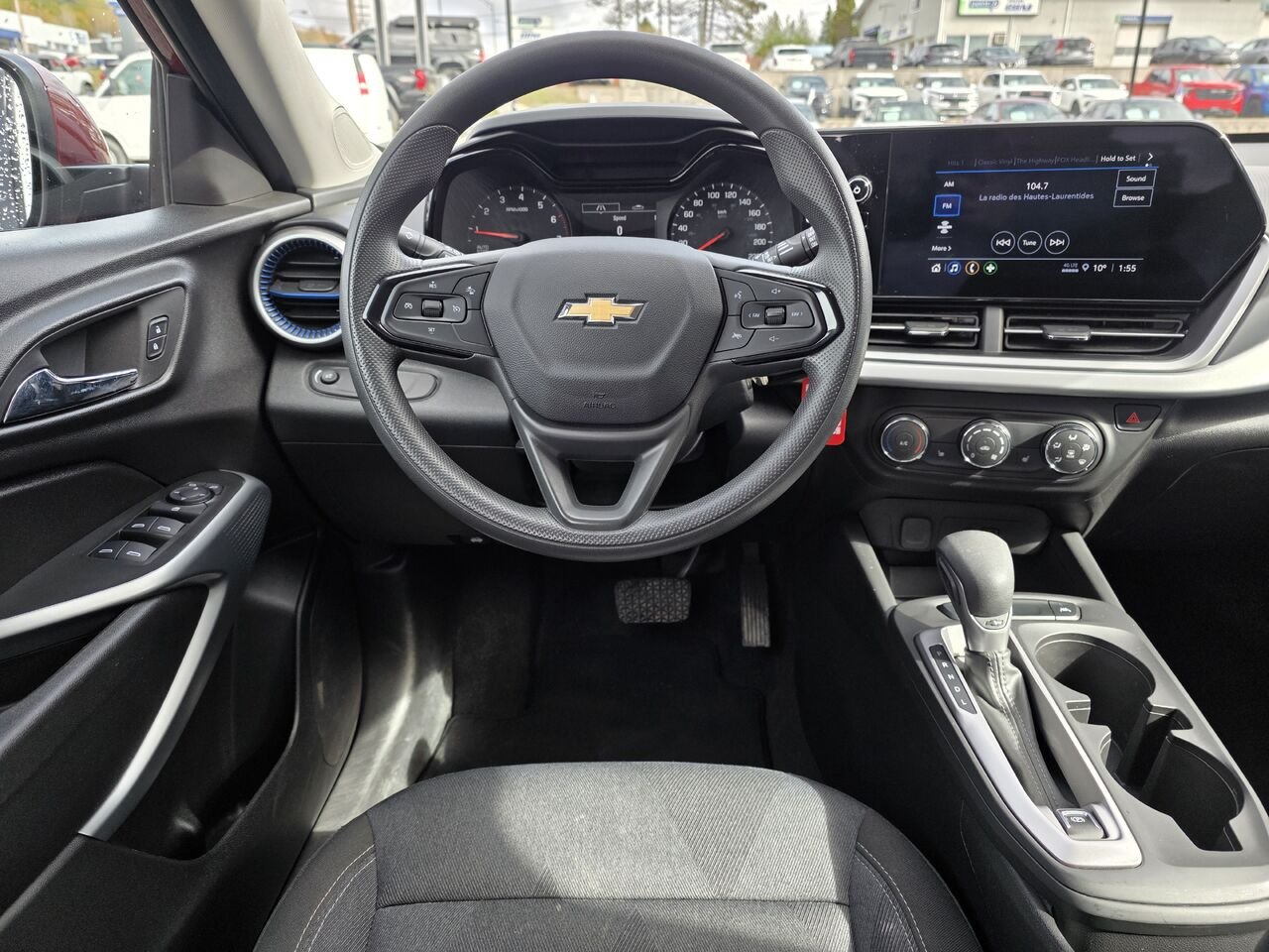 Chevrolet Trax LS 2025 Rouge Mont-Laurier - photo #15