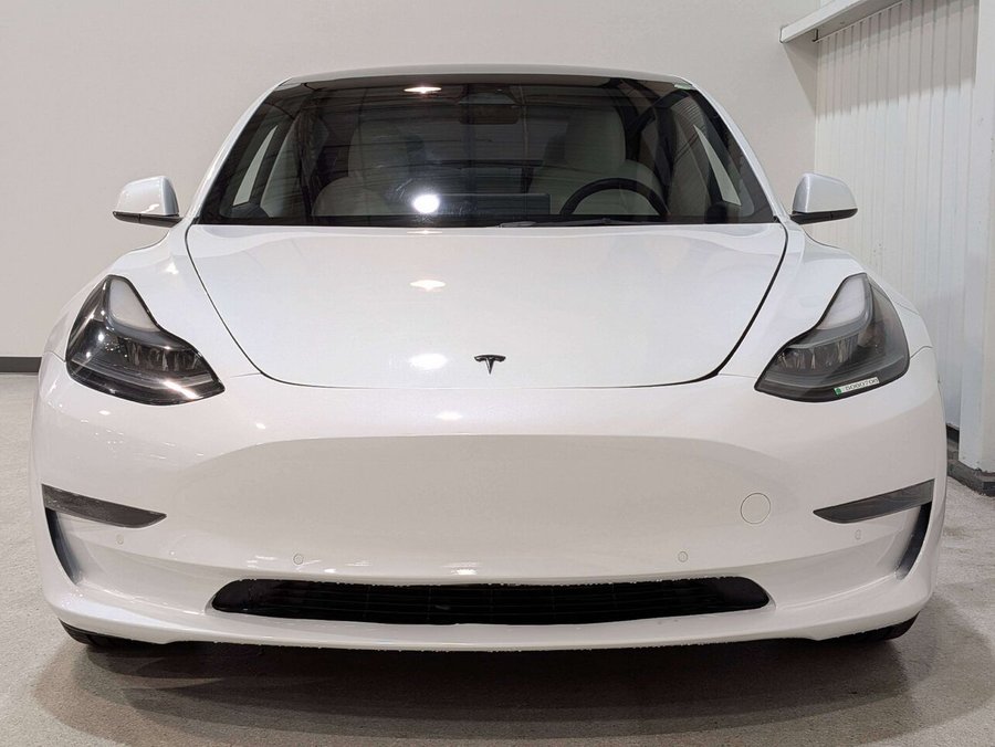 2022 Tesla Model 3 Standard Range RWD *Ltd Avail* White