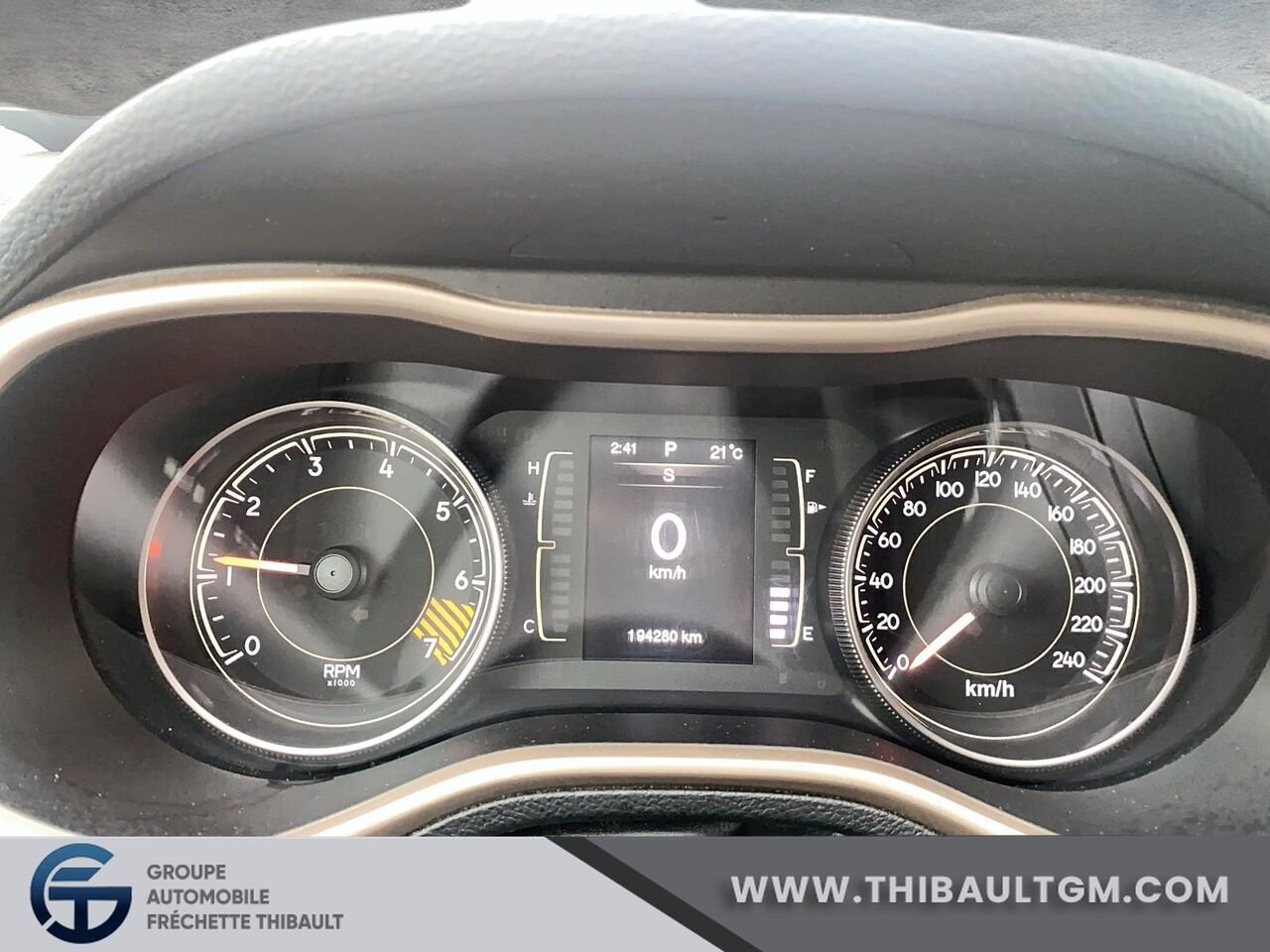 JEEP CHEROKEE L 4 RM, 4 portes, North 2014 Rouge Montmagny - photo #11