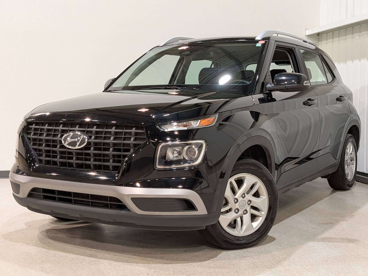 2026 Hyundai Venue Preferred IVT Black Val-David - photo #0